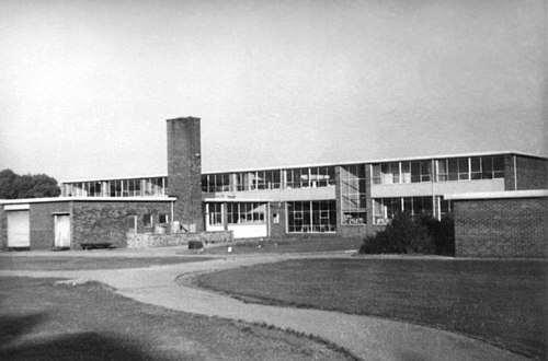 secondary modern school